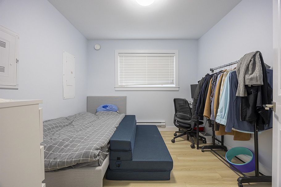 4203 W 14th Avenue Vancouver, BC - 36