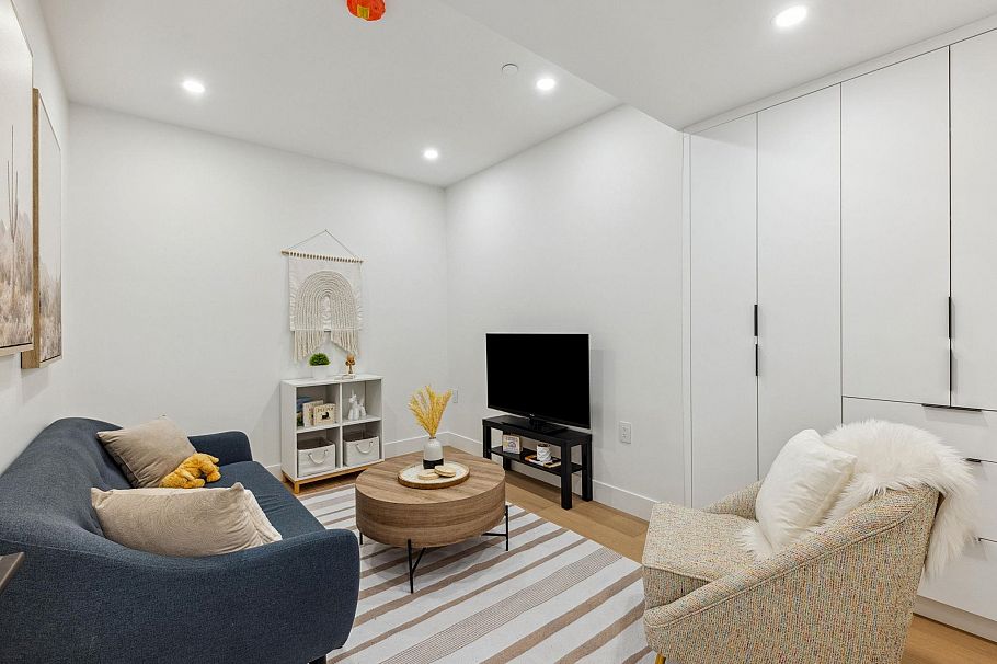 3383 Victoria Drive Vancouver, BC - 15