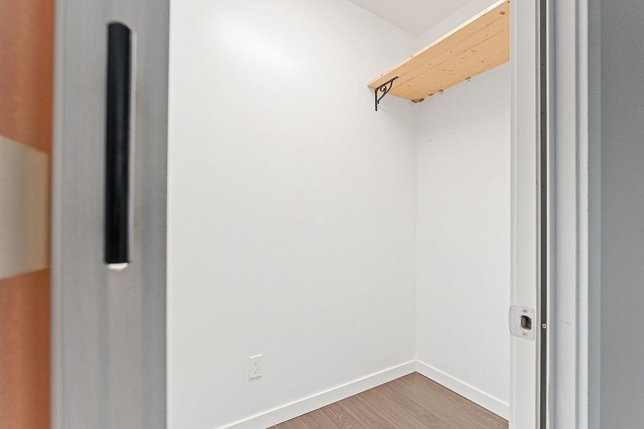 1006 108 W 1st Avenue Vancouver, BC - 14