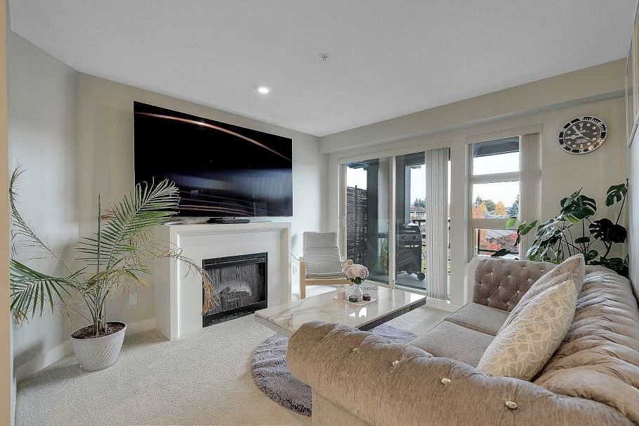 320 4550 Fraser Street Vancouver, BC - 6