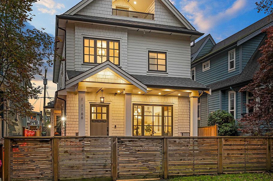 1 1166 E 11th Avenue Vancouver, BC - 29