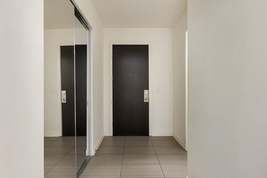 218 3333 Main Street Vancouver, BC - 16