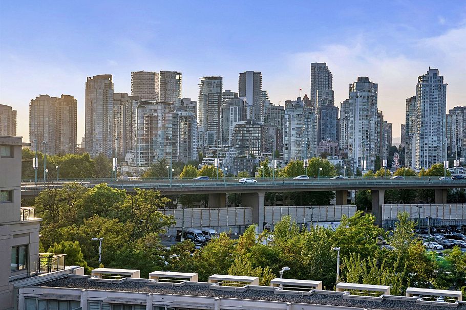 713 1887 Crowe Street Vancouver, BC - 37