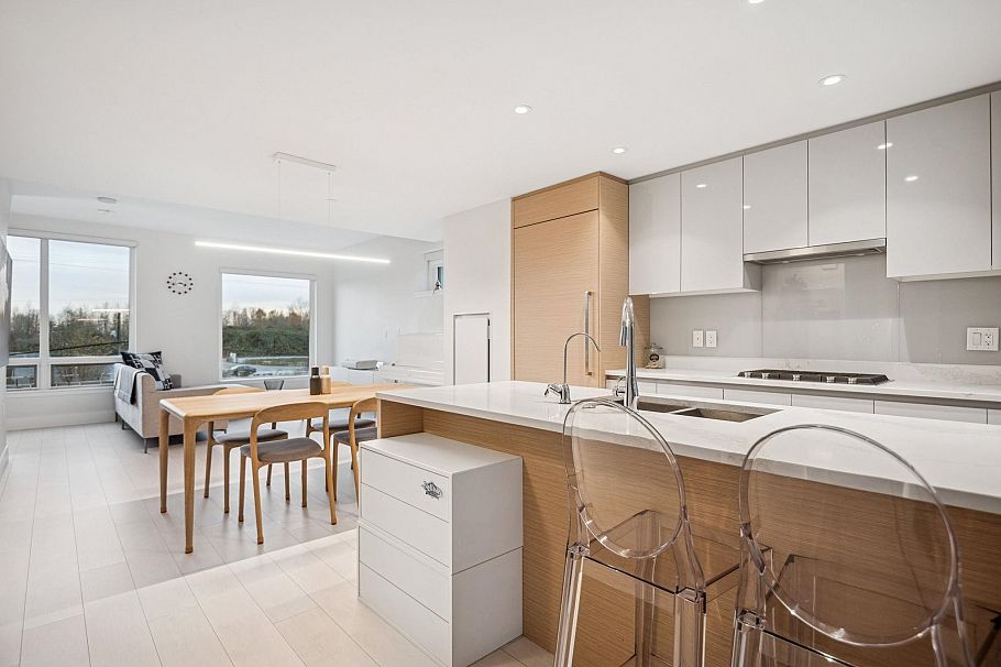 9 8589 Rivergrass Drive Vancouver, BC - 5