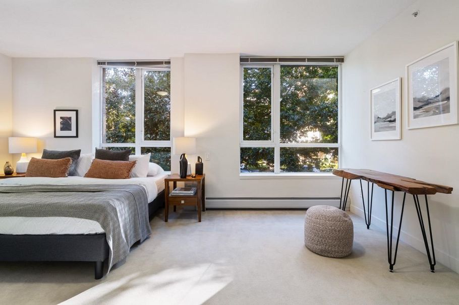 188 Chesterfield Avenue North Vancouver, BC - 21