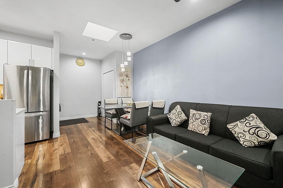 203 6460 Main Street Vancouver, BC - 2