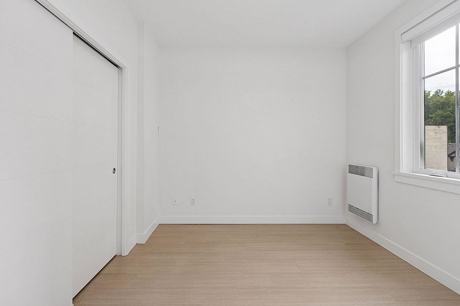 309 2528 Collingwood Street Vancouver, BC - 16