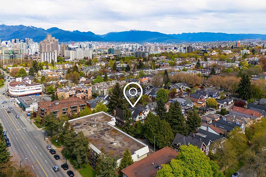 968 W 17th Avenue Vancouver, BC - 39