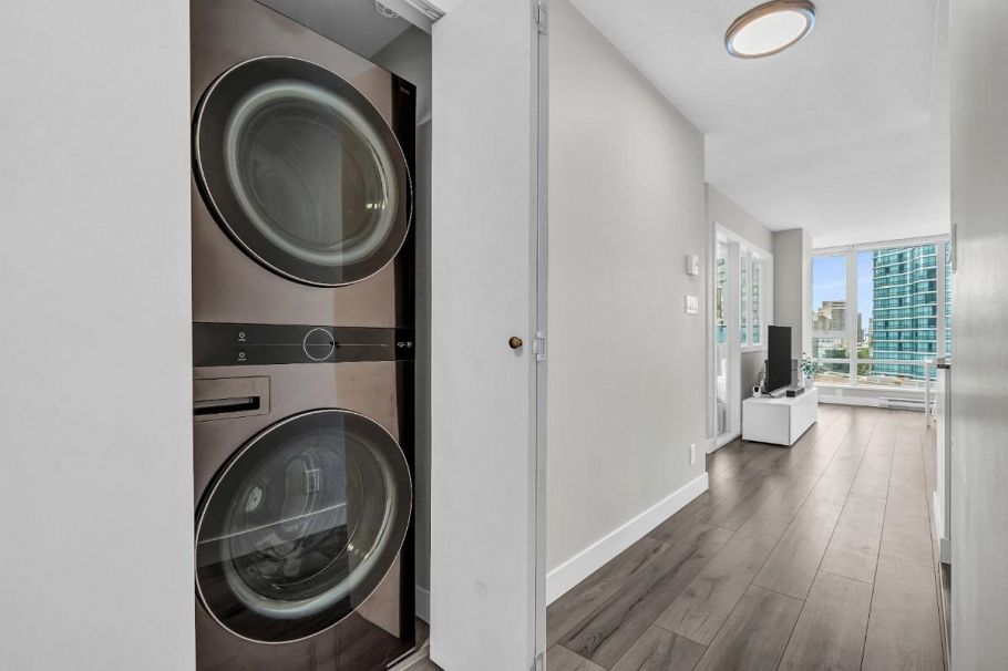 1805 788 Hamilton Street Vancouver, BC - 9