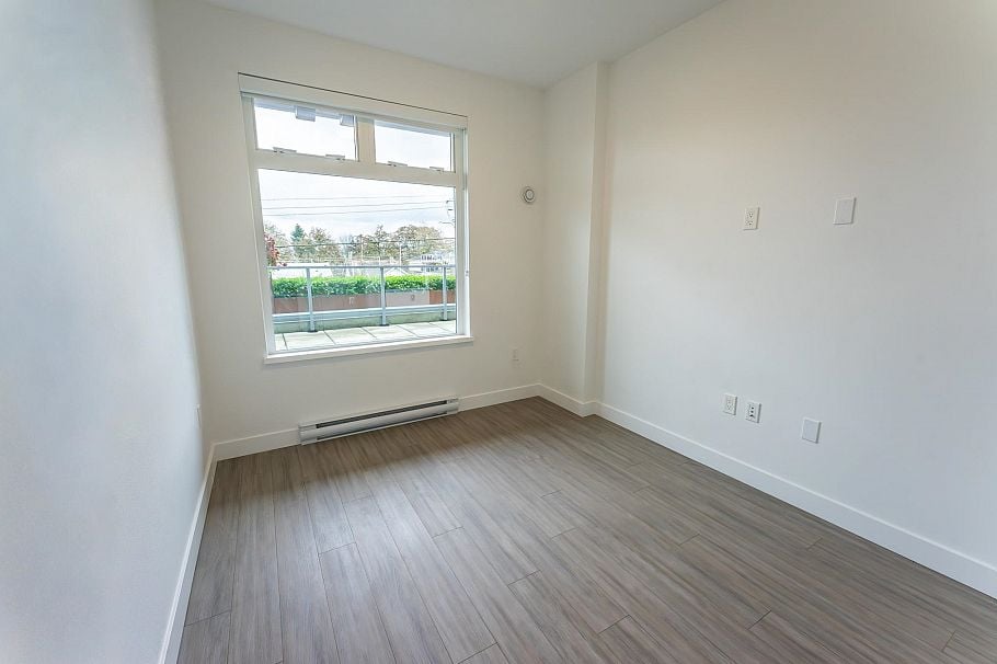 202 2408 Grant Street Vancouver, BC - 8