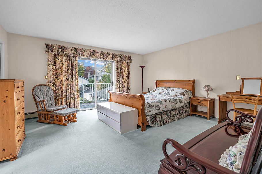 3863 W 30th Avenue Vancouver, BC - 22