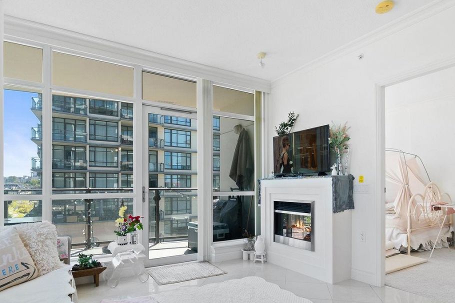 602 162 Victory Ship Way North Vancouver, BC - 6