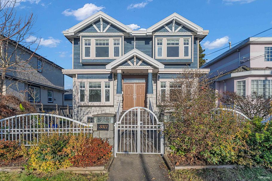 3311 E 44th Avenue Vancouver, BC - 1