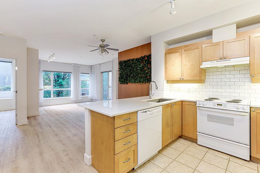 211 6198 Ash Street Vancouver, BC - 9