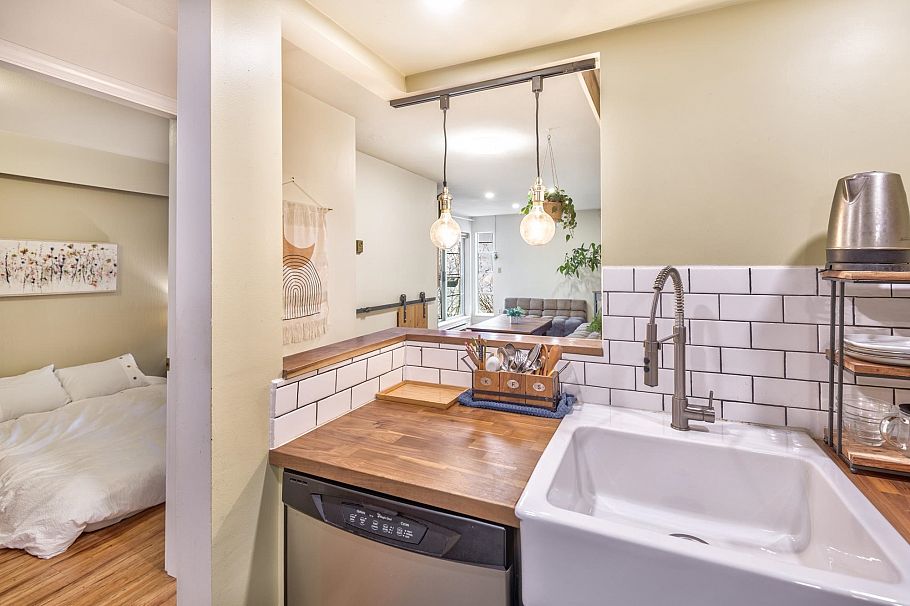 204 1082 W 8th Avenue Vancouver, BC - 12