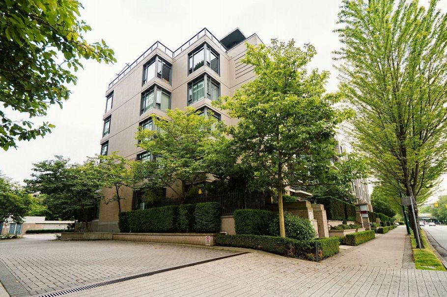 403 750 W 12th Avenue Vancouver, BC - 21