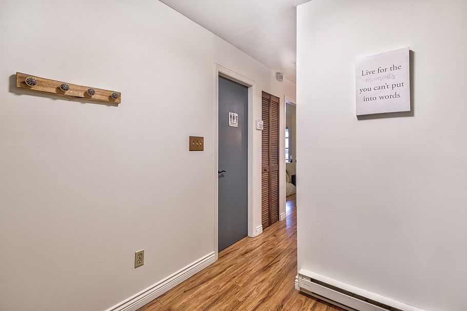 204 1082 W 8th Avenue Vancouver, BC - 7