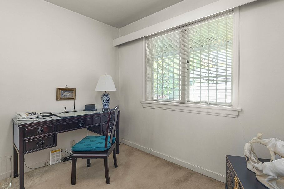 2015 W 13th Avenue Vancouver, BC - 16