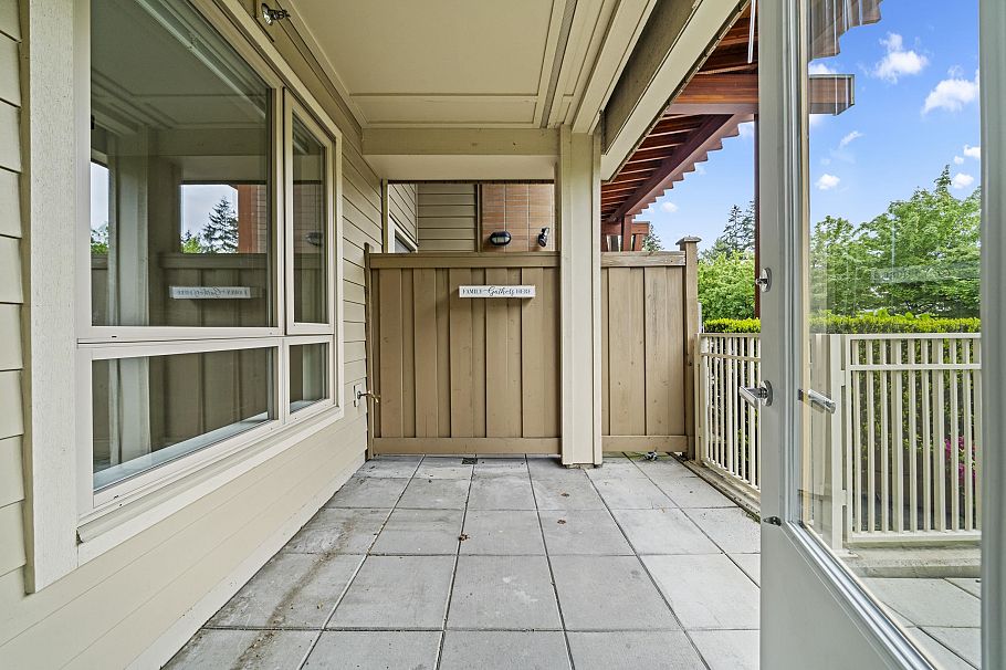 101 2665 Mountain Highway North Vancouver, BC - 27