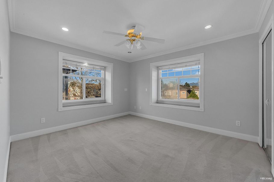 3311 E 44th Avenue Vancouver, BC - 10