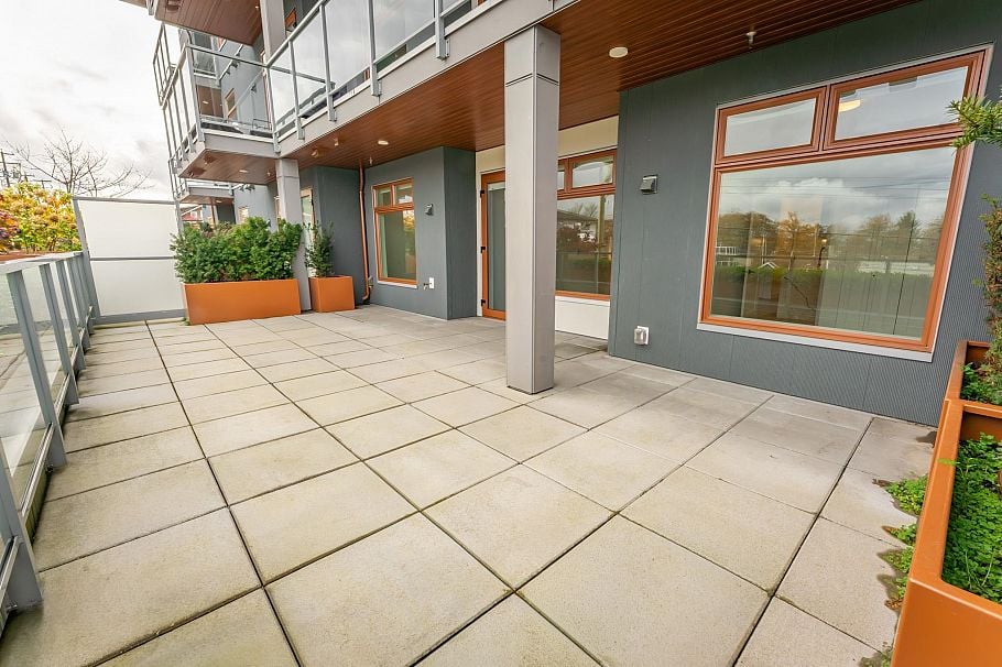 202 2408 Grant Street Vancouver, BC - 17