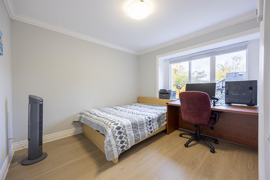 4203 W 14th Avenue Vancouver, BC - 26