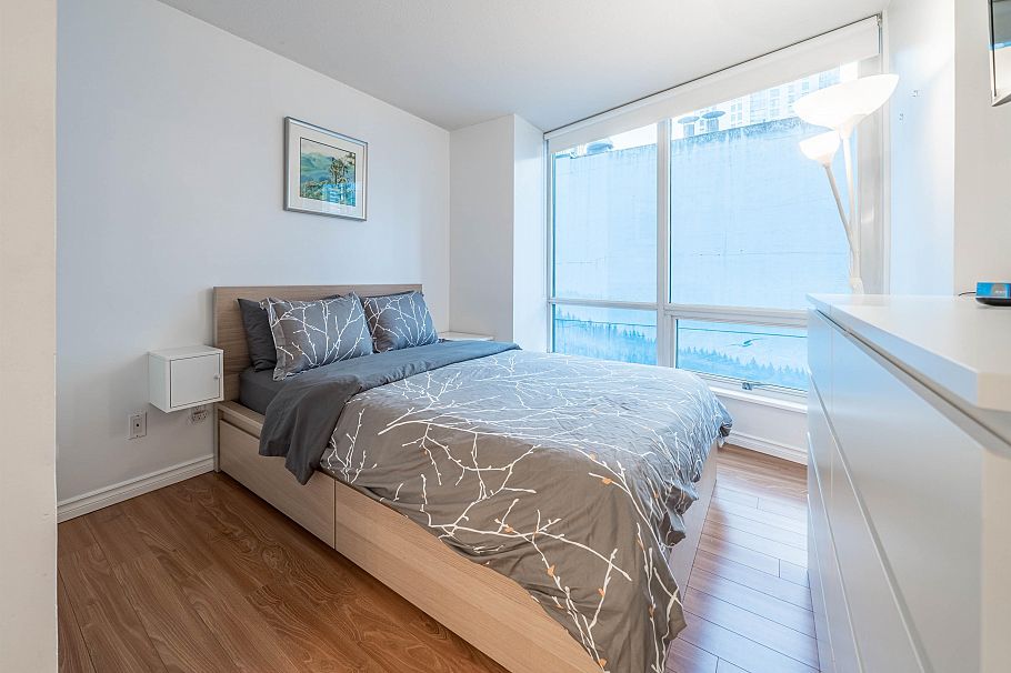 903 1166 Melville Street Vancouver, BC - 11