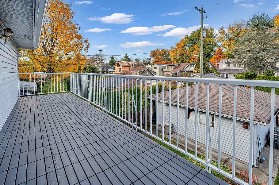 3863 W 30th Avenue Vancouver, BC - 5