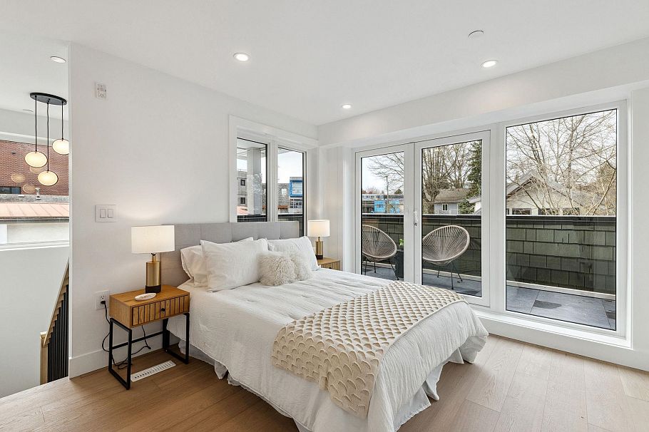 3383 Victoria Drive Vancouver, BC - 22