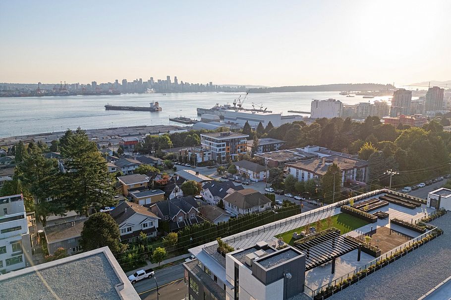 564 422 E 3rd Street North Vancouver, BC - 34