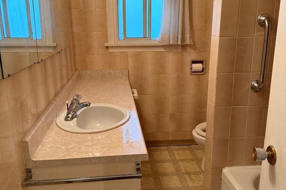 3140 E 52nd Avenue Vancouver, BC - 11