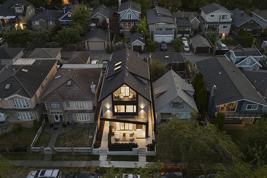 1 5033 Prince Albert Street Vancouver, BC - 10