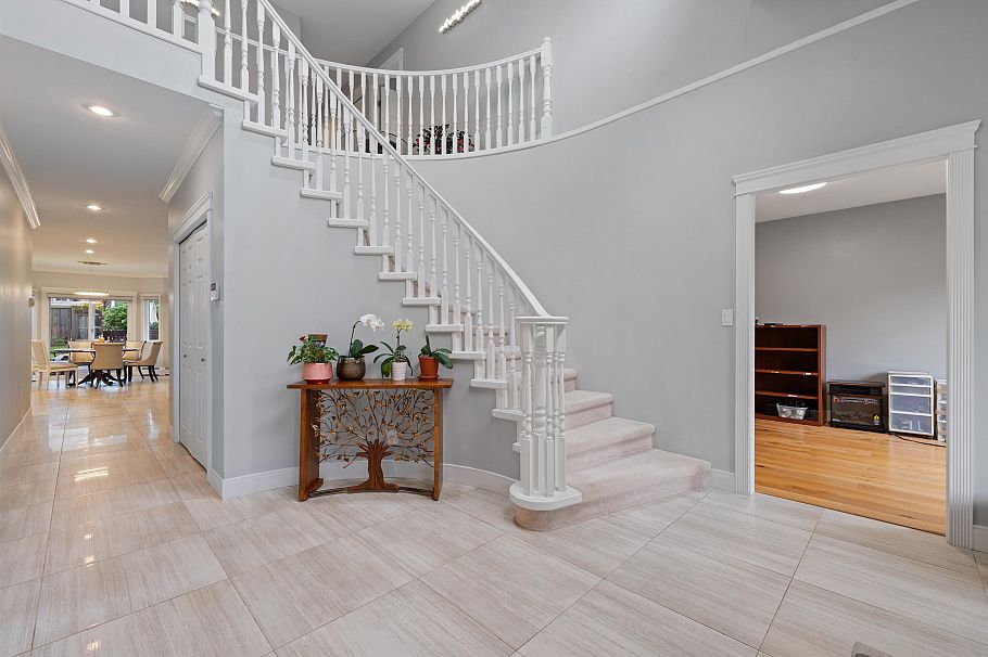 4053 W 38th Avenue Vancouver, BC - 5