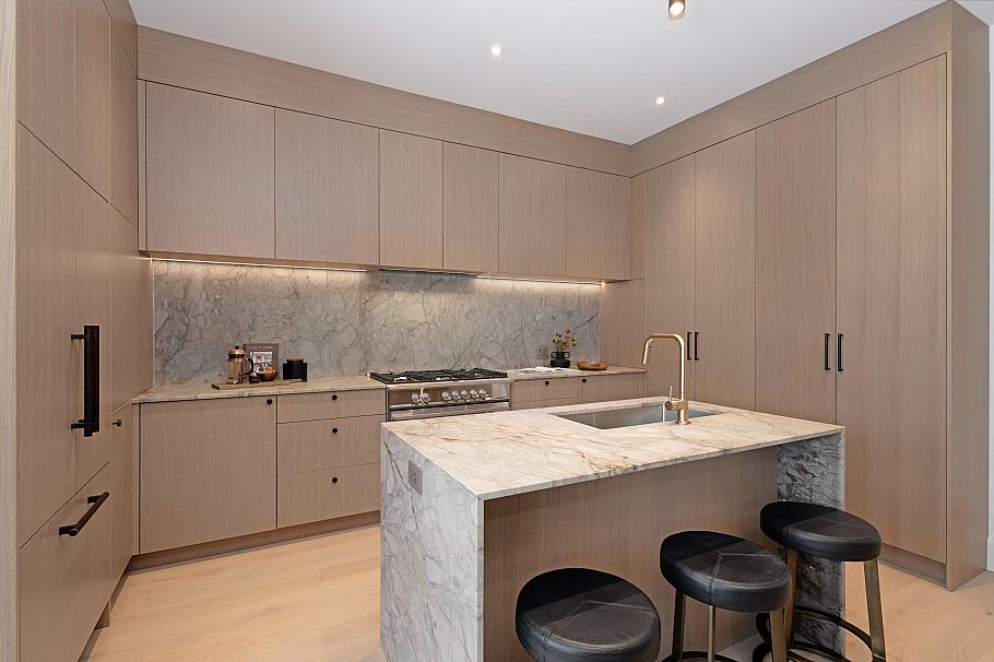 2380 E 5th Avenue Vancouver, BC - 7