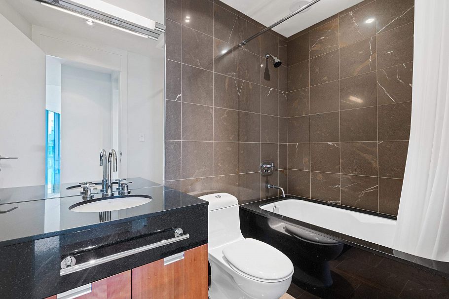 2803 1077 W Cordova Street Vancouver, BC - 33