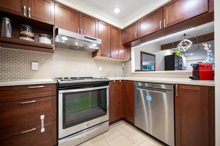 112 1274 Barclay Street Vancouver, BC - 6