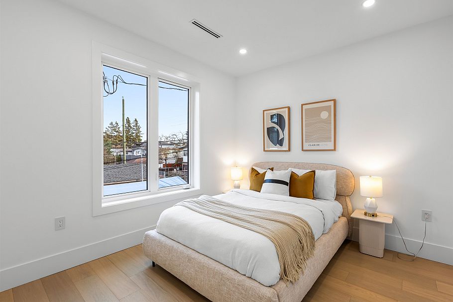 544 E 46th Avenue Vancouver, BC - 16