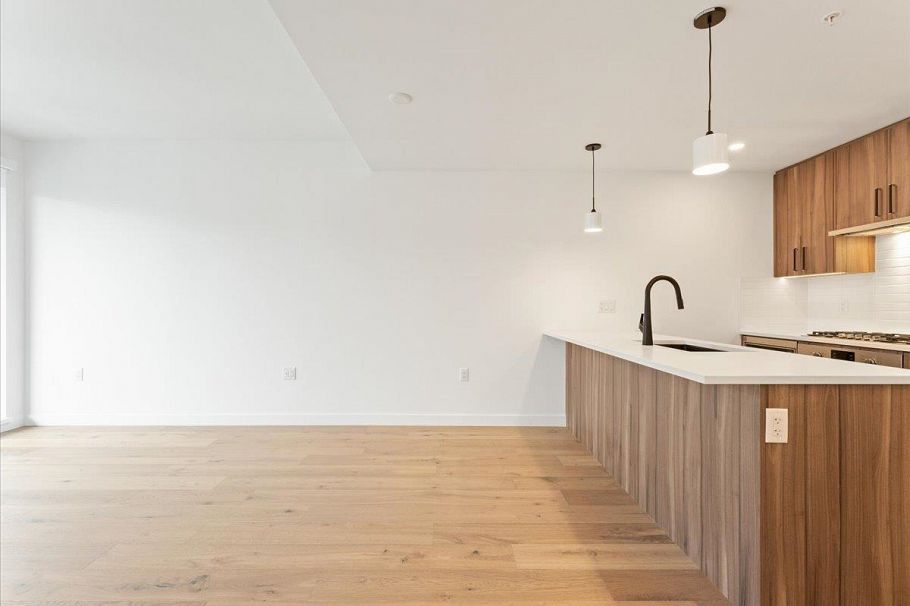 201 6859 Cambie Street Vancouver, BC - 10