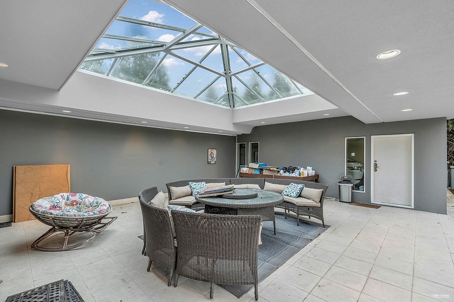 6566 Churchill Street Vancouver, BC - 30