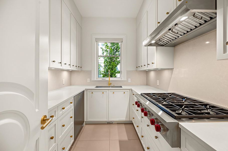 3838 W 50th Avenue Vancouver, BC - 19