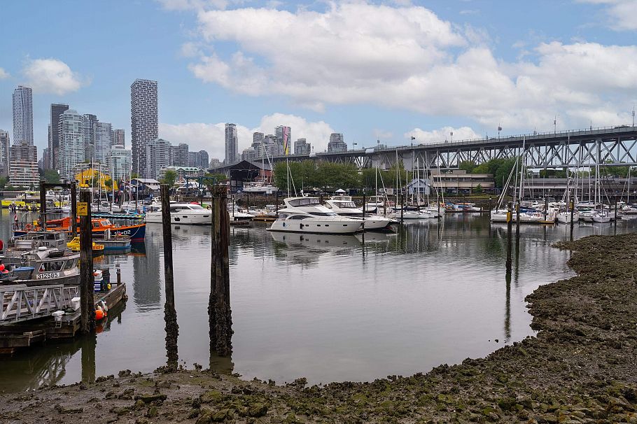 1596 Island Park Walk Vancouver, BC - 21