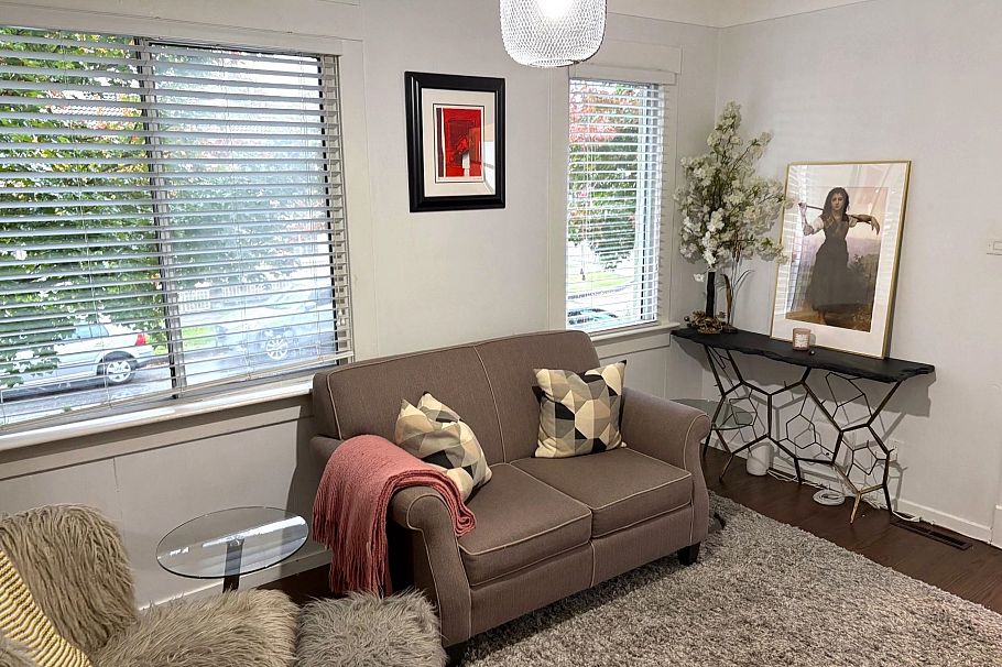 4605 Fraser Street Vancouver, BC - 4