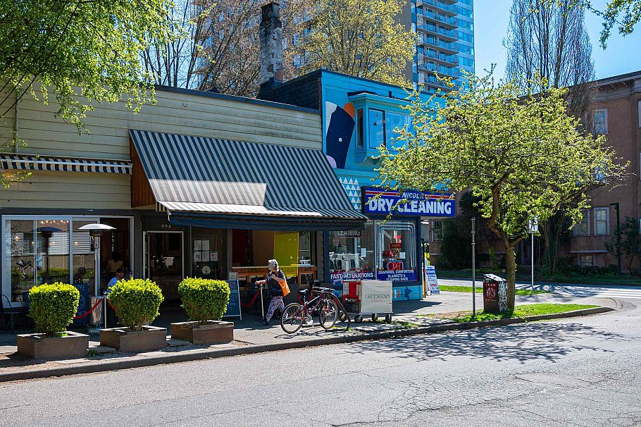 202 1500 Haro Street Vancouver, BC - 31