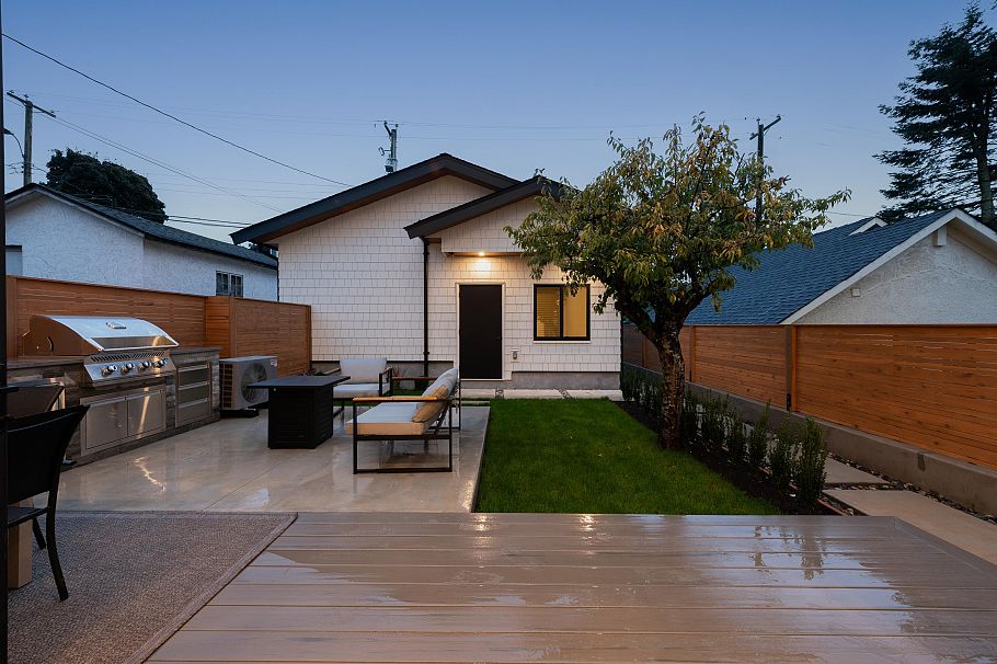 2 312 E 37th Avenue Vancouver, BC - 6