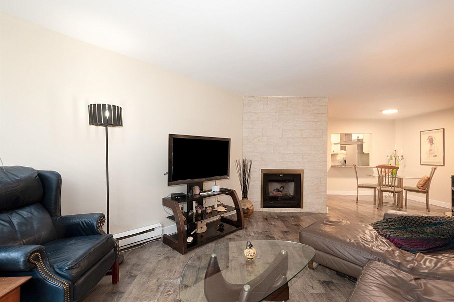 107 1155 Ross Road North Vancouver, BC - 11