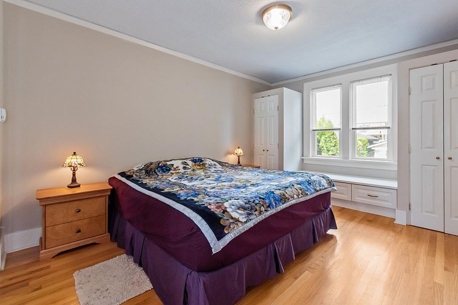 1945 W 45th Avenue Vancouver, BC - 12