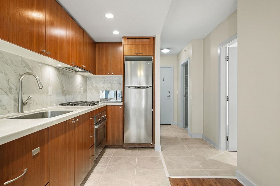 505 1133 Homer Street Vancouver, BC - 8