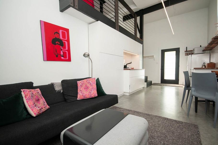 Coach House 563 UNION STREET, Vancouver BC V6A 2B7 Vancouver, BC - 1