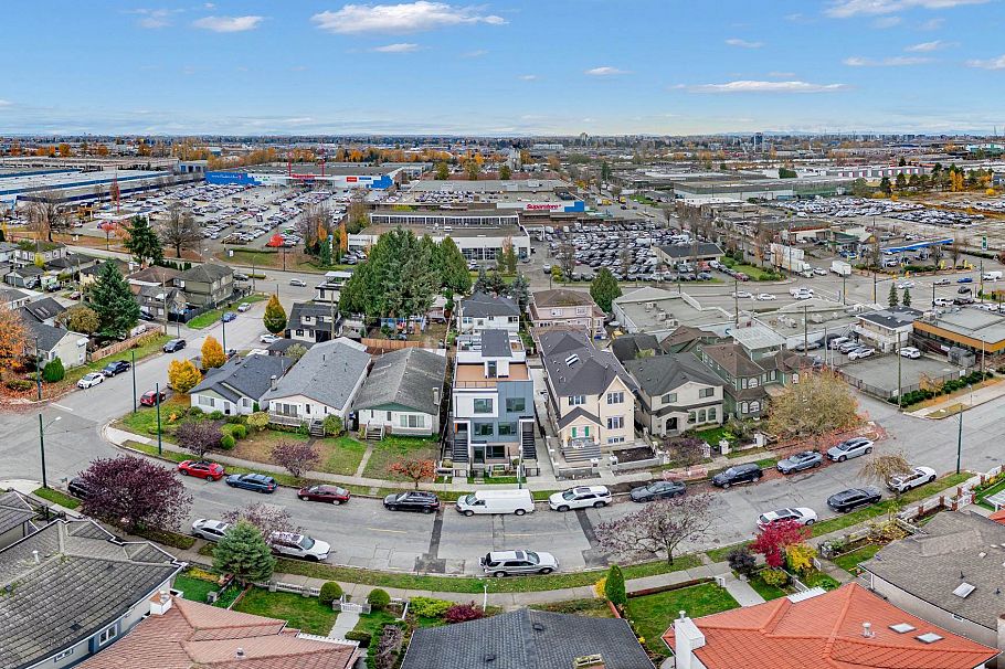 3 262 E 65th Avenue Vancouver, BC - 21