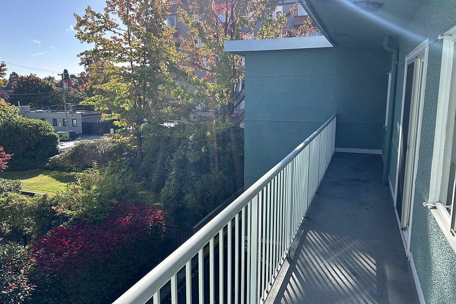 203 2146 W 43rd Avenue Vancouver, BC - 11